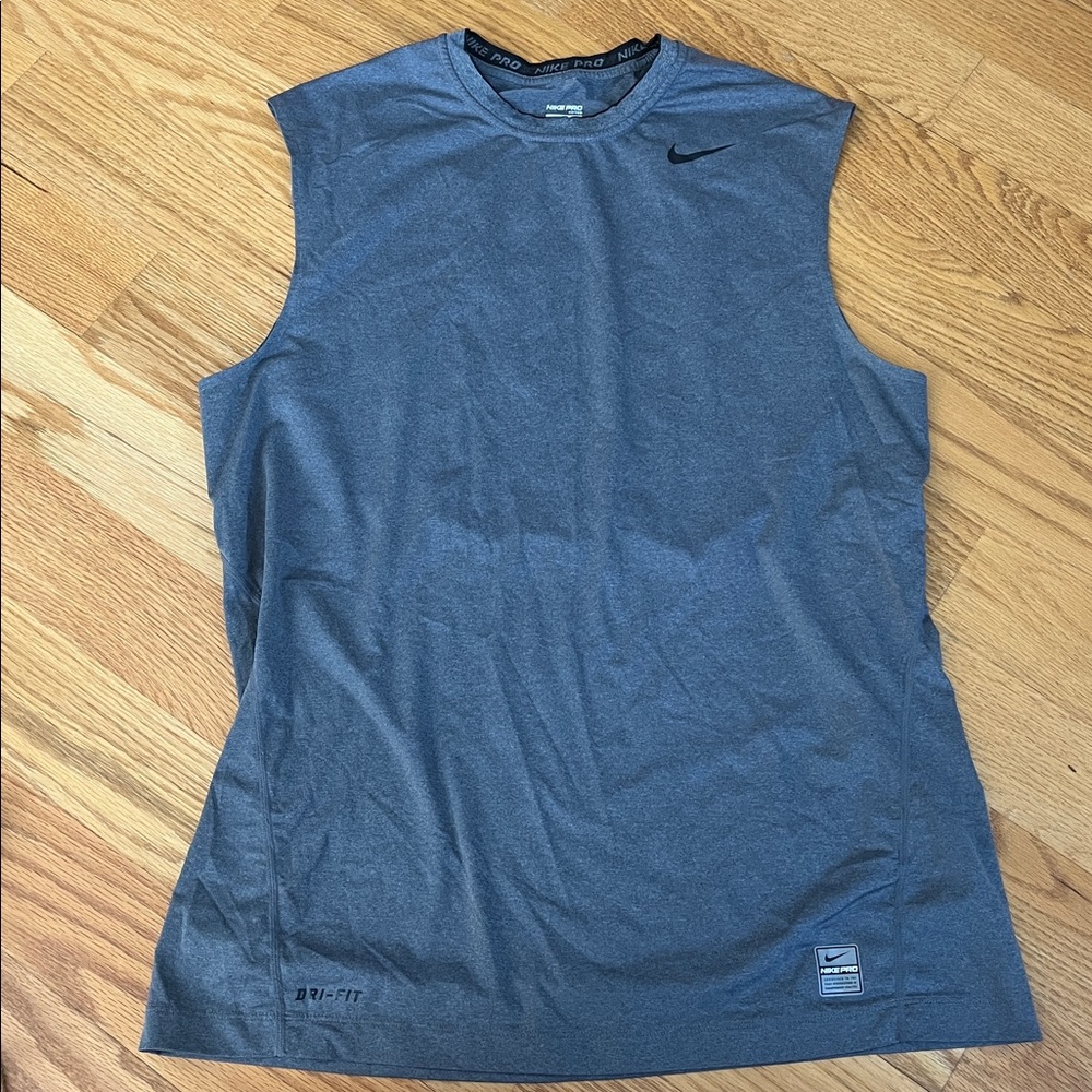 NIKE | Gray Sleeveless Pro Dri-Fit Tank